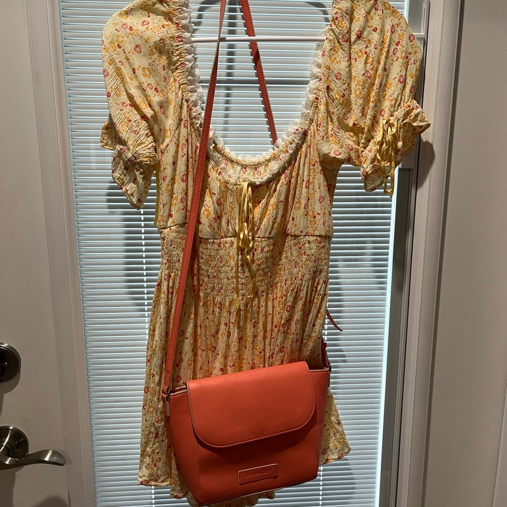 Vera Bradley orange purse - Picture 6 of 6